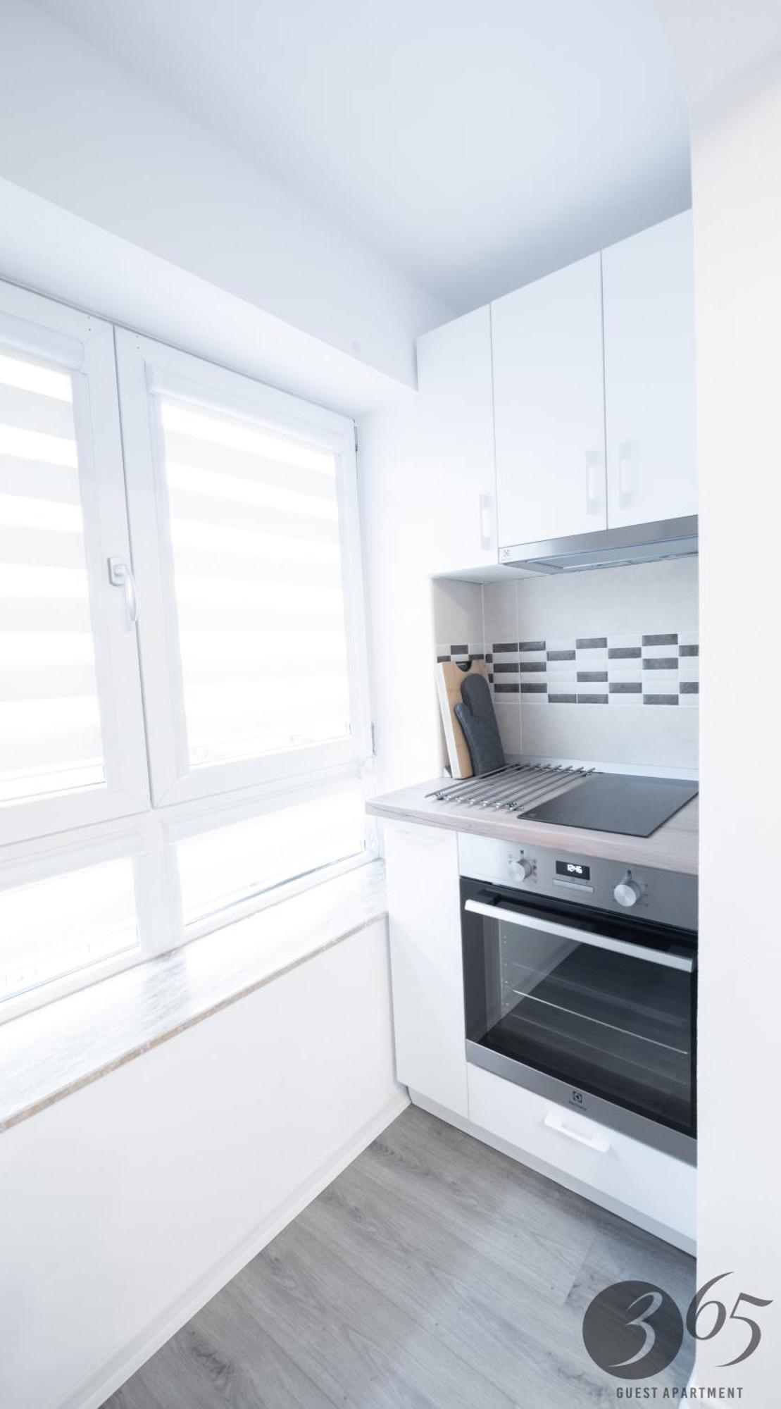 365 Guest Apartment Hunedoara Bagian luar foto